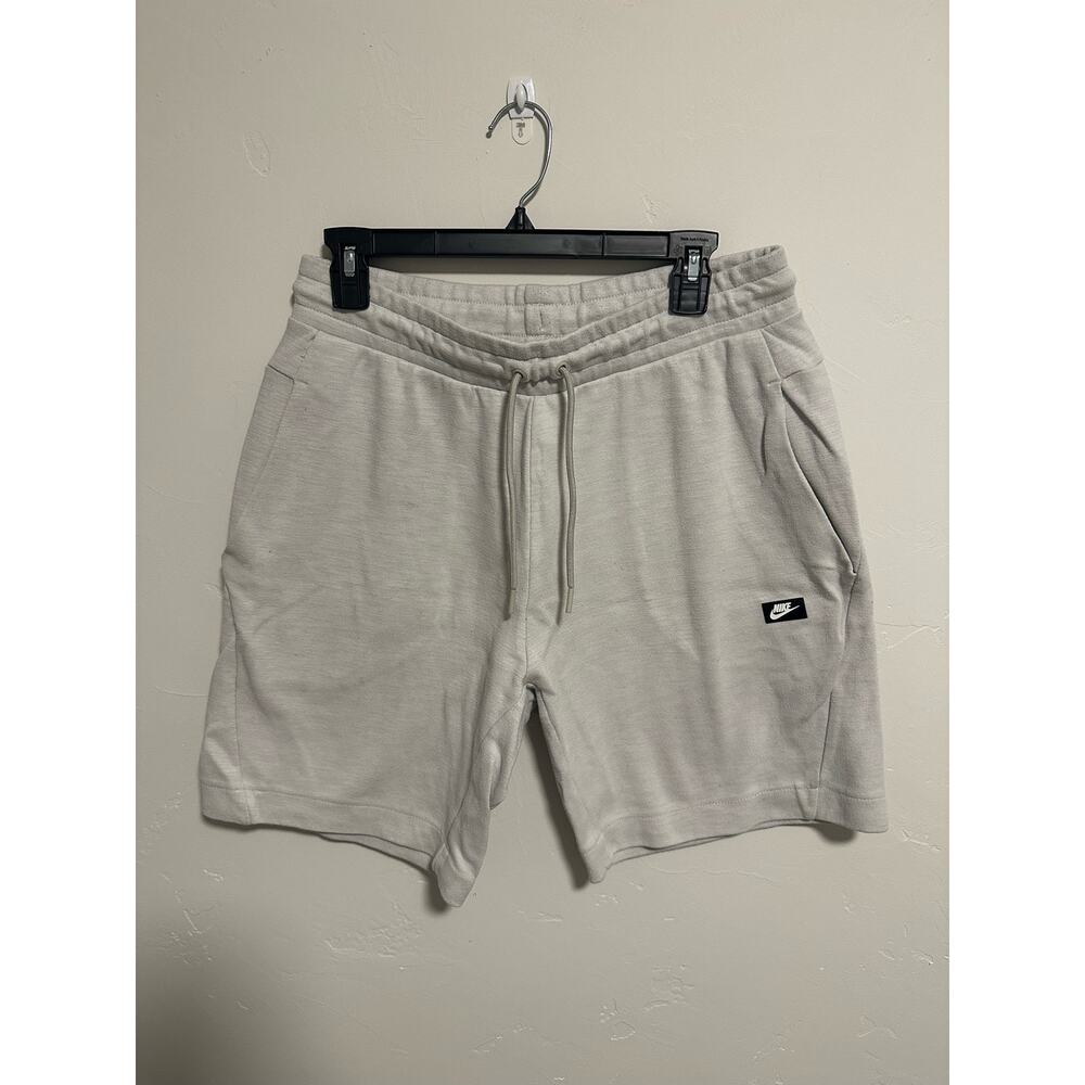 Men’s Nike Shorts Large